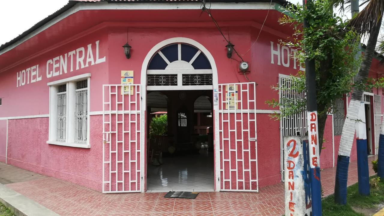 Hotel Central Altagracia Exterior photo